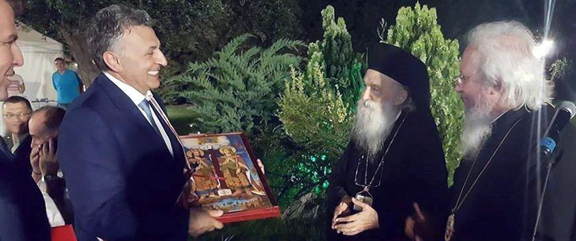 Βράβευση προέδρου όμιλου Mouzenidis Group από την Αποστολική Διακονία Εκκλησίας Ελλάδος Βράβευση προέδρου όμιλου Mouzenidis Group από την Αποστολική Διακονία Εκκλησίας Ελλάδος