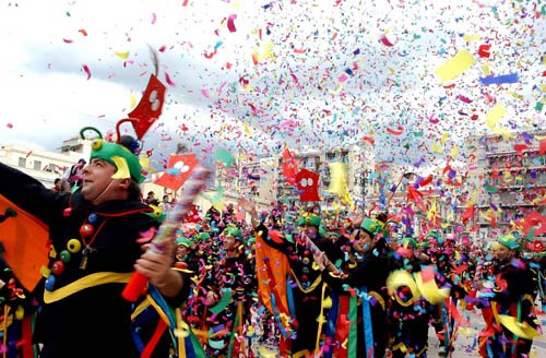 Карнавал в Патрах открыл в Греции новый карнавальный сезон 