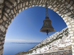 Bell-at-Church-of-Intercession-on-Mount-Athos,-Holy-Mountain,-Greece