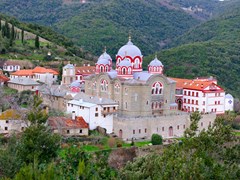 Greek-Monastery-on-Mount-Athos,-Chalkidiki,-Greece-(4)