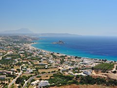 Прекрасный вид с гор в Кефалоса, остров Кос, Греция