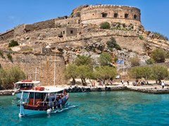 Причал древнего византийского города на острове Крит
