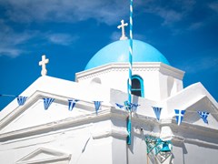 10_The-Church-of-Angios-Nikolaos-in-the-old-harbour-of-Mykonos,-Greece.