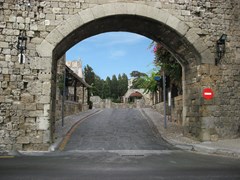 11_Entrance-to-Medieval-Rhodes