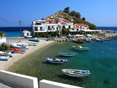 12_Traditional-greek-village-with-fishing-boats---Samos