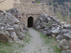 Вход в катакомбы монастыря свв. Нектария и Фанурия
