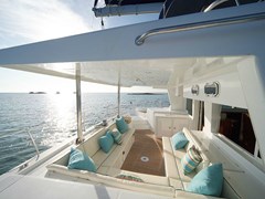 Istion-Yachting-Lagoon500-b