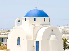 Классическая греческая церковь на о-ве Парос
