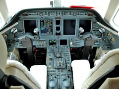 Кабина пилотов Cessna Sovereign C-680