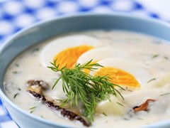 Суп-пюре с укропом, грибами и яйцом