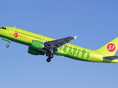 S7 airbus-A320-200