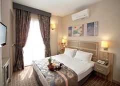 Nanda Hotel - photo 12