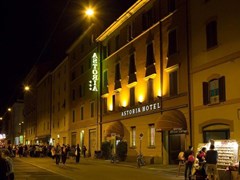 Hotel Astoria - photo 24