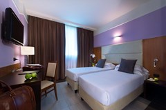 CDH Hotel Bologna - photo 8