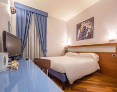 Best Western Hotel Plaza - photo 4