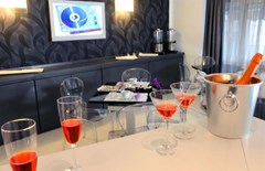 Golden Hotel - photo 27