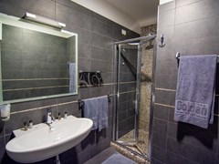 Golden Hotel - photo 17
