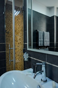 Golden Hotel - photo 4