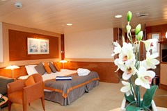 Celestyal Cruise Olympia 3 or 4 Nights: Гранд сюита кровать - photo 36