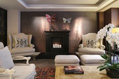 The Y Hotel: Lobby - photo 2