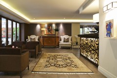 The Y Hotel: Lobby - photo 12
