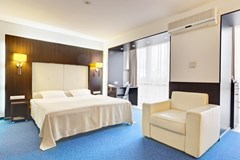 Tourist Hotel - photo 3