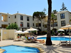 Panareti Paphos Hotel Apartments - photo 4