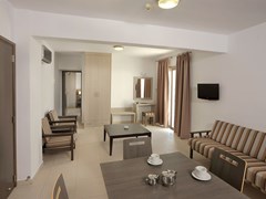 Petrosana Hotel: Apartment - photo 15