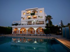 Stephanos Hotel Apartments - photo 4