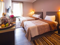 Kyparissia Beach Hotel: Triple Room - photo 15