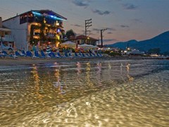 Blue Sea Beach Hotel - photo 1
