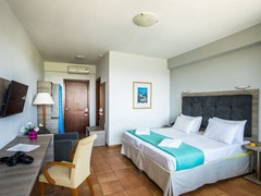 Coral Blue Hotel: Superior Room - photo 40