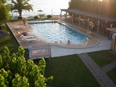 Iria Beach Hotel - photo 4