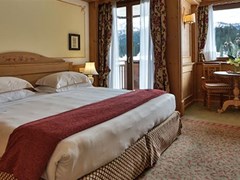Golf Hotel - photo 4
