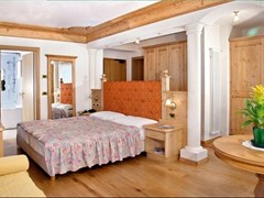Grohmann Hotel & Club - photo 2