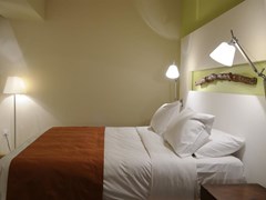 E Hotel: Deluxe Room - photo 24
