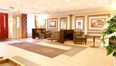 Petro Palace Hotel: Lobby - photo 9