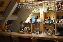 Petro Palace Hotel: Restaurant - photo 12