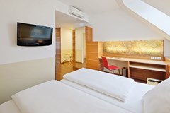 Austria Trend Hotel Beim Theresianum - photo 2