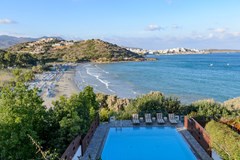 Beach Villa in Agios Nikolaos - photo 1
