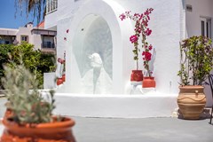 Tinas Plus Hotel - photo 17