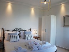 The Beach House - photo 13