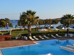 Maltezana Beach Hotel - photo 2