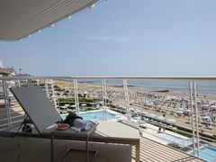 Le Soleil Hotel - photo 16