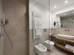 Le Soleil Hotel - photo 19
