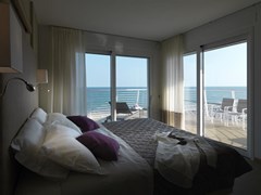 Le Soleil Hotel - photo 20