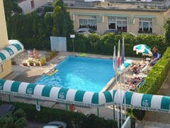Maxisoleron Hotel - photo 2