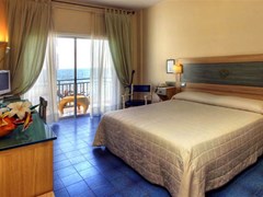 Summit Hotel - photo 13