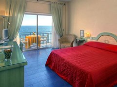 Summit Hotel - photo 14