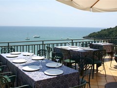 Summit Hotel - photo 9